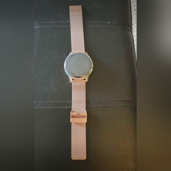 Samsung Galaxy watch Active 2 never used with protective cover Rose metal band + - Picture 7 of 8